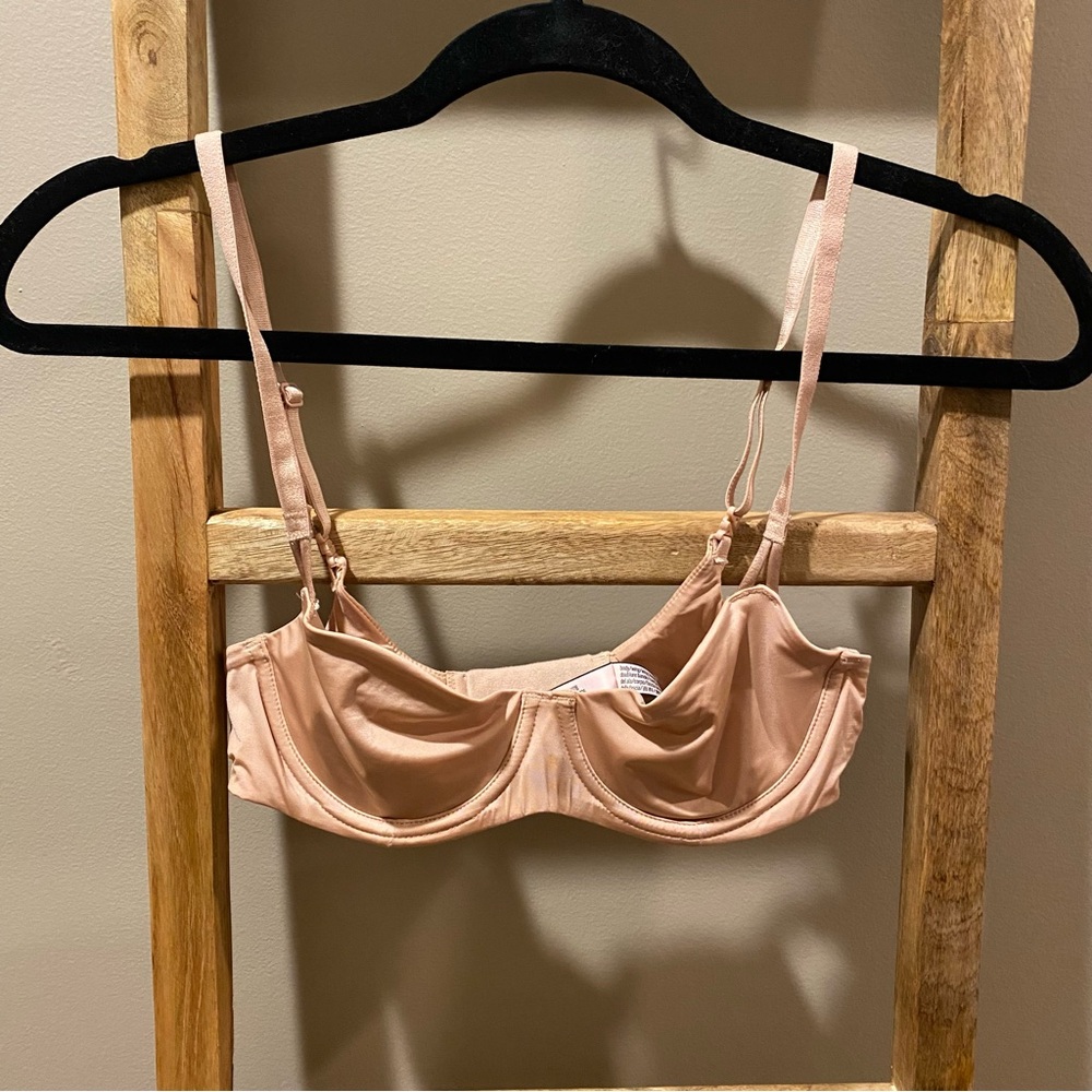 Victorias Secret Bra- Non Padded Pushup